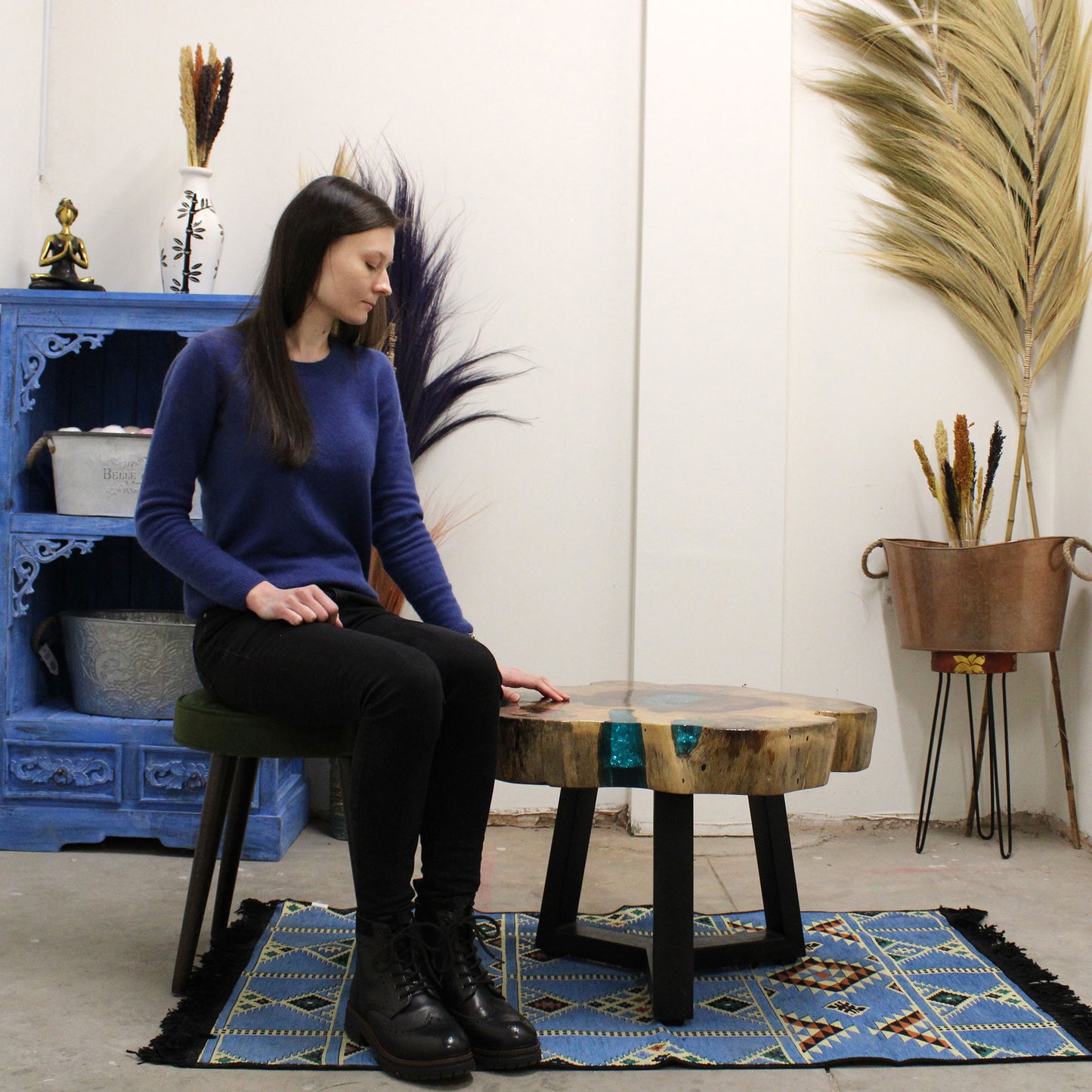 Table Basse en bois de Tamarin et Résine 🌀 Bleu turquoise - Sur commande