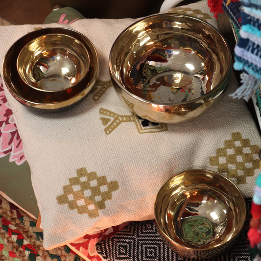 Bol chantant en métal brillant – 13 cm (fait main en Inde) - Sur commande