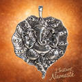 Pendentif Ganesh Feuille Argenté 4 cm – Protection & Chance | Bijou Spirituel | L’Instant Namasté Herve Liège