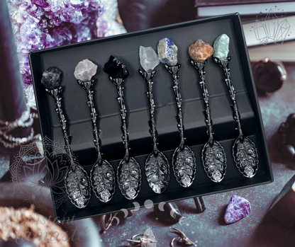 Ensemble de 7 Cuillères de Sorcière – Pierres Précieuses & Énergies Mystiques 🔮✨