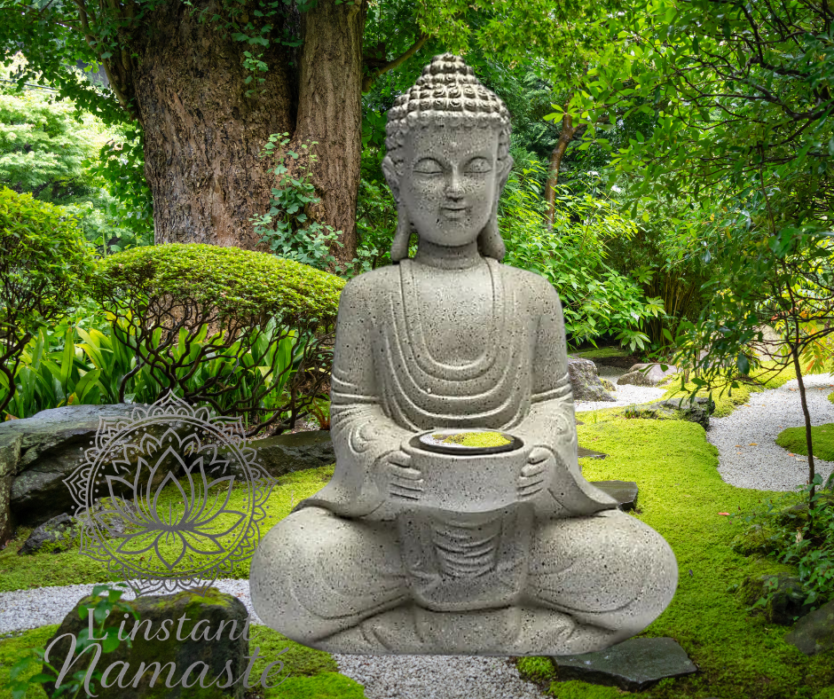 Bouddha Méditant avec Bougeoir – 27 cm 🧘