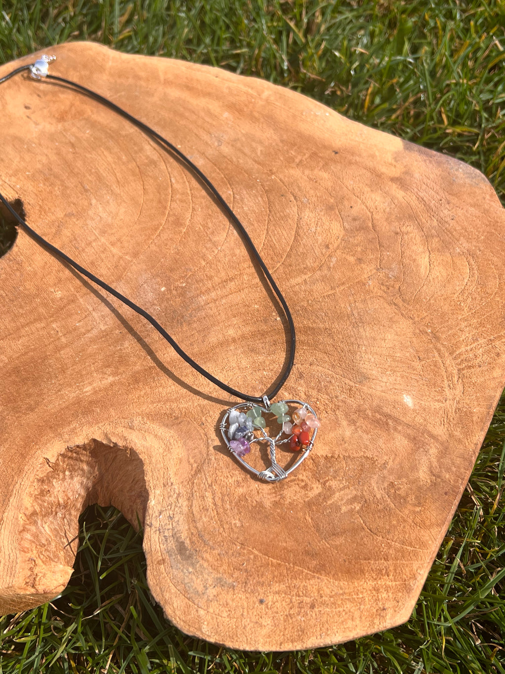 🌿 Pendentif Chakra Cœur – Arbre de Vie & Pierres Énergétiques