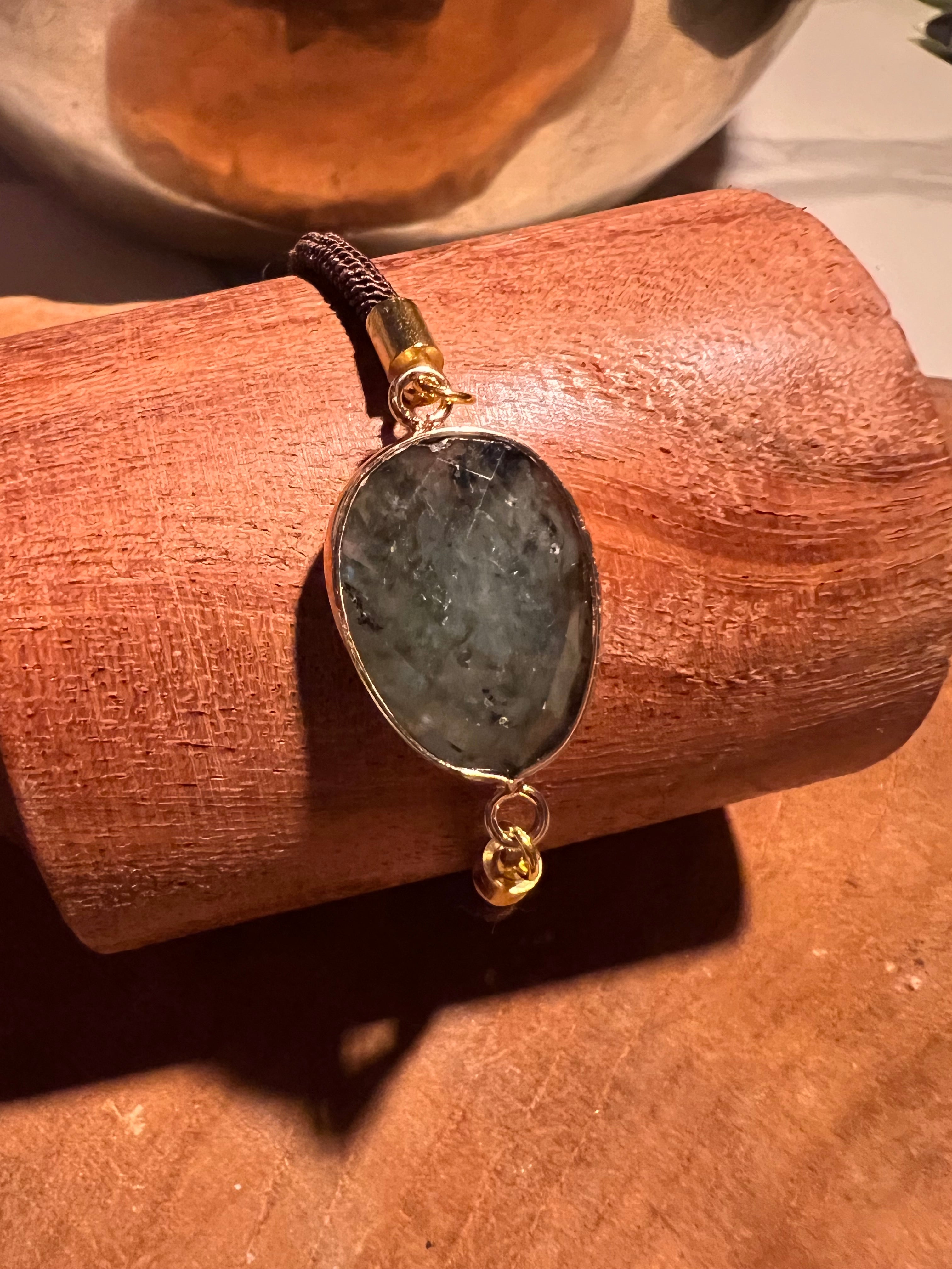 Bracelet Cordon Réglable – Labradorite (1 pièce) 🌫️
