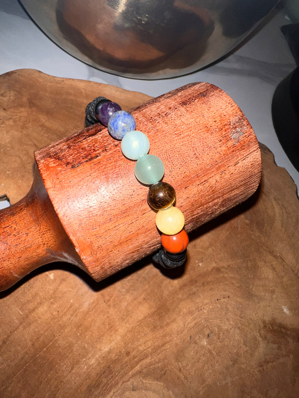 Bracelet Boule 08 mm – 7 Chakras + Pierre de Lave 🔥