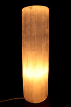 🕯️ Lampe de Sélénite – Lumière Pure & Harmonie Intérieure 🌿✨