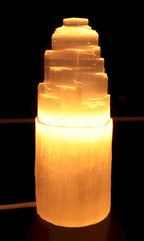 🌙 Lampe en Sélénite – Lumière Sacrée & Harmonie Intérieure ✨