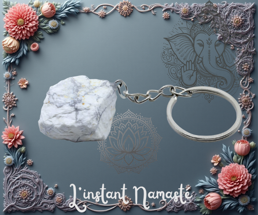 🔷 Porte-Clés Howlite Brute – 3 cm