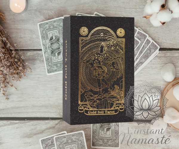 ✨ Ensemble de Cartes de Tarot avec Feuille d’Or et Livre – Coffret Cadeau ✨