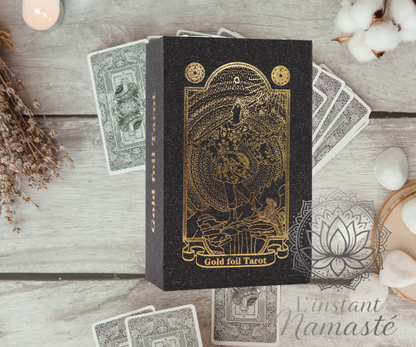 ✨ Ensemble de Cartes de Tarot avec Feuille d’Or et Livre – Coffret Cadeau ✨