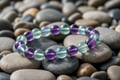 BRACELET FLUORITE PERLES 8MM une rangée, fond galet, plage 
