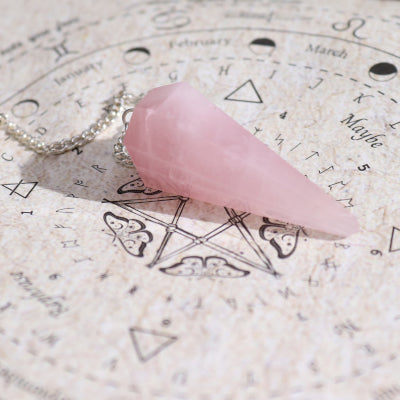 Tube Encens sortilège – Amour – Pendule Quartz Rose